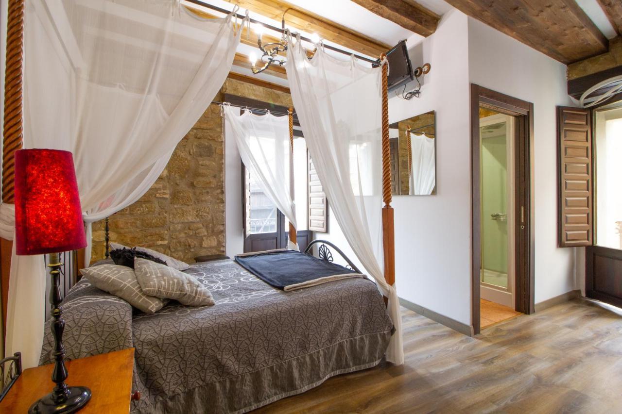 La Pata De Oca Hostal Rural Y Albergue Torres del Rio Exteriér fotografie